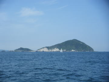 神島の東側の風景